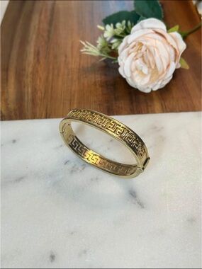 Gold Greek Key Hinge Bangle Bracelet - Women Jewelry